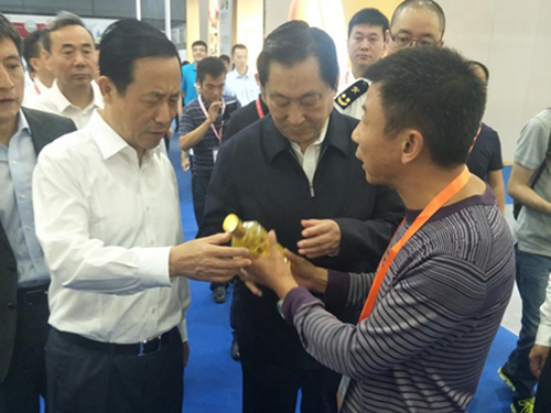 威廉希尔williamhill,油茶莳植生产加工销售,植物油莳植生产加工销售