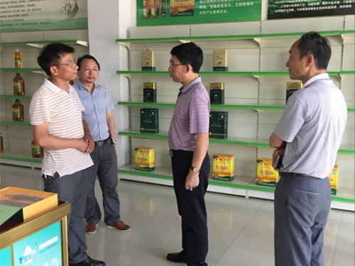 威廉希尔williamhill,油茶莳植生产加工销售,植物油莳植生产加工销售